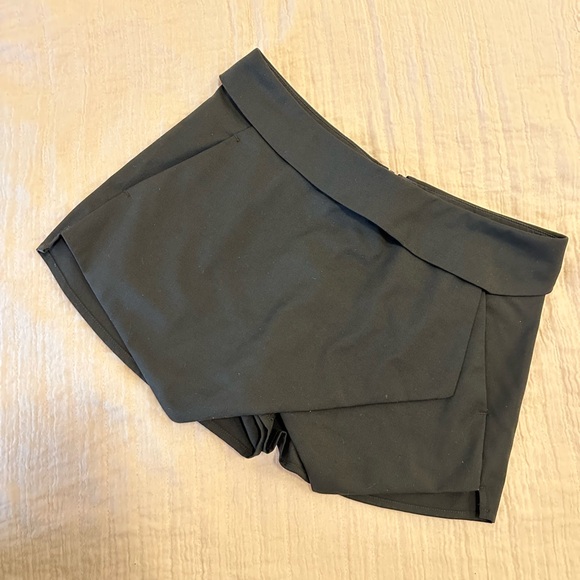 Talula Black Skort - Picture 1 of 4